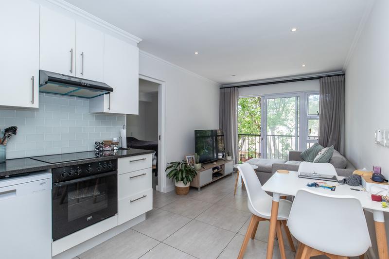 2 Bedroom Property for Sale in Kenilworth Western Cape
